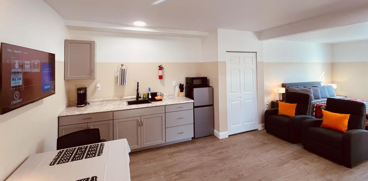 White Orchid Apartments Fort Myers Eksteriør billede